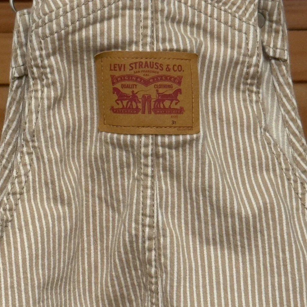 Levi Overalls Hickory Stripe 3T Tan White Excellent Toddler Bibs